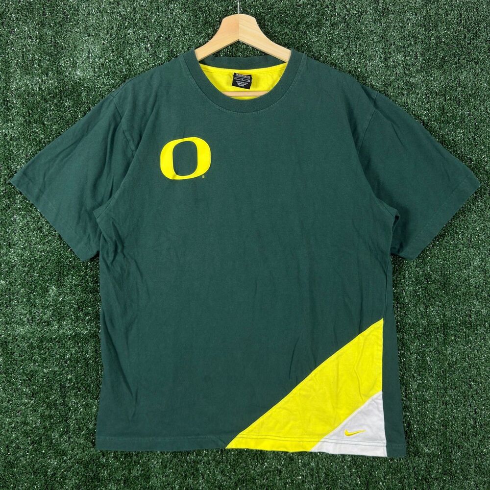 Vintage Nike Team Oregon Ducks T Shirt Men's Size L Green Graphic Logo Tee